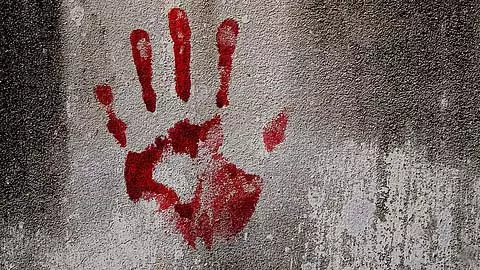 2020 में लगी थी आग...अब मर्डर केस निकला, पुलिस भी हैरान 2020 में लगी थी आग...अब मर्डर केस निकला, पुलिस भी हैरान