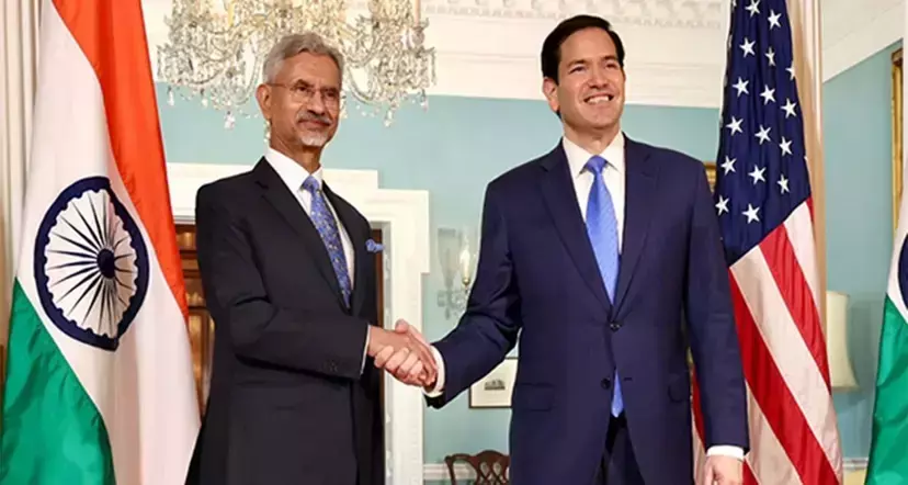 Jaishankar और रूबियो ने व्यापार और रक्षा सहयोग पर फोन पर बातचीत की Jaishankar और रूबियो ने व्यापार और रक्षा सहयोग पर फोन पर बातचीत की