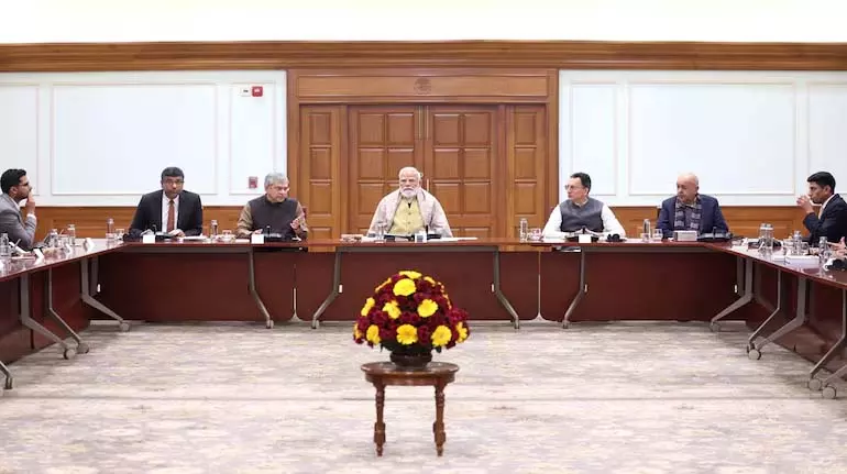सरकार ने मैन्युफैक्चरिंग को स्टार्टअप्स से जोड़ा, FDI इनफ्लो बढ़कर $51 बिलियन हुआ सरकार ने मैन्युफैक्चरिंग को स्टार्टअप्स से जोड़ा, FDI इनफ्लो बढ़कर $51 बिलियन हुआ