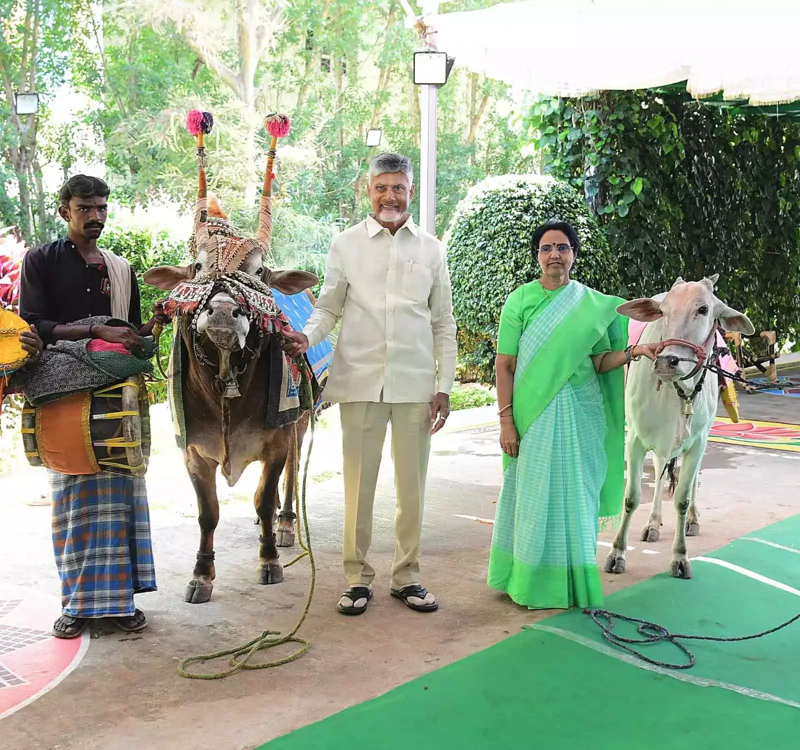 Andhra Pradesh : मुख्यमंत्री का संदेश, तरक्की और संस्कृति में बना रहे संतुलन Andhra Pradesh : मुख्यमंत्री का संदेश, तरक्की और संस्कृति में बना रहे संतुलन