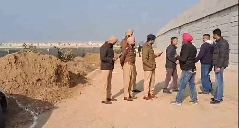 Lopoke में छोटी मुठभेड़ के बाद वांटेड अपराधी पकड़ा गया Lopoke में छोटी मुठभेड़ के बाद वांटेड अपराधी पकड़ा गया