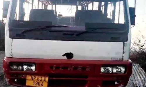 Himachal Pradesh:आरटीओ की बड़ी कार्रवाई Himachal Pradesh:आरटीओ की बड़ी कार्रवाई
