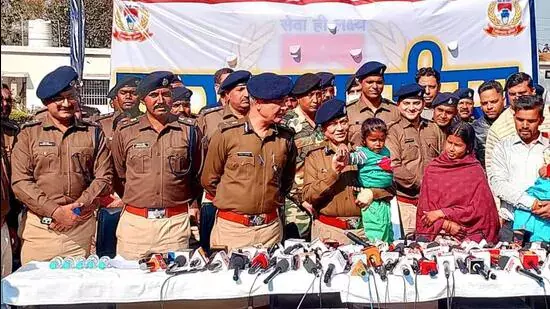 Jharkhand: पुलिस ने 2 जनवरी से लापता भाई-बहन को बरामद किया Jharkhand: पुलिस ने 2 जनवरी से लापता भाई-बहन को बरामद किया
