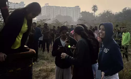 Hyderabad का आसमान रंगीन बैलून राइड्स के लिए तैयार है Hyderabad का आसमान रंगीन बैलून राइड्स के लिए तैयार है