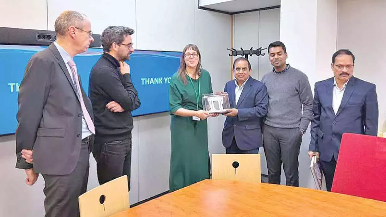 भारत का चुनाव सिस्टम ग्लोबल बेंचमार्क तय करता है, तेलंगाना के CEO ने ब्रसेल्स में EU अधिकारियों से कहा