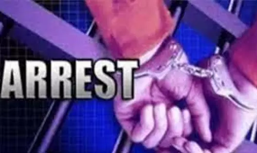 Rajasthan : मकर संक्रांति पर पुलिस की दबिश, चाइनीज मांझा बेचते दो गिरफ्तार Rajasthan : मकर संक्रांति पर पुलिस की दबिश, चाइनीज मांझा बेचते दो गिरफ्तार