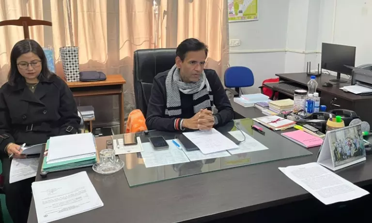 Assam: पूर्वोत्तर की कहानियों का जलवा, सैलाधर बरुआ अवॉर्ड्स में बड़ी जीत Assam: पूर्वोत्तर की कहानियों का जलवा, सैलाधर बरुआ अवॉर्ड्स में बड़ी जीत