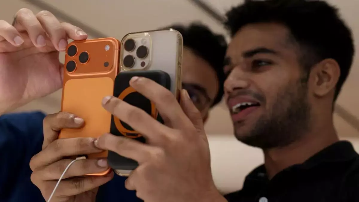 iPhone 18, iPhone 18 Pro के डिस्प्ले स्पेसिफिकेशन लीक हुए iPhone 18, iPhone 18 Pro के डिस्प्ले स्पेसिफिकेशन लीक हुए