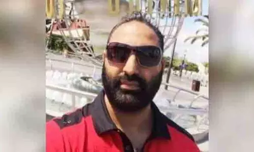 Canada के सरे में पंजाबी व्यापारी की दिनदहाड़े गोली मारकर हत्या Canada के सरे में पंजाबी व्यापारी की दिनदहाड़े गोली मारकर हत्या