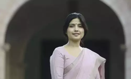 Lucknow: डिंपल यादव की दौलत और राजनीतिक जिम्मेदारियां उजागर