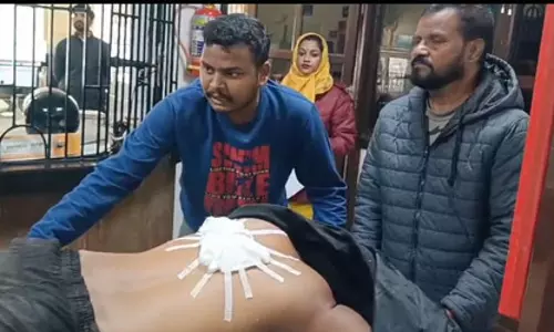 अपराधियों ने पंचायत समिति के पूर्व सदस्य समेत दो लोगों को मारी गोली, स्थिति गंभीर अपराधियों ने पंचायत समिति के पूर्व सदस्य समेत दो लोगों को मारी गोली, स्थिति गंभीर