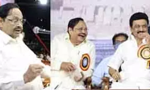 दुरईमुरुगन को 16 जनवरी को CM से अन्ना अवॉर्ड मिलेगा दुरईमुरुगन को 16 जनवरी को CM से अन्ना अवॉर्ड मिलेगा