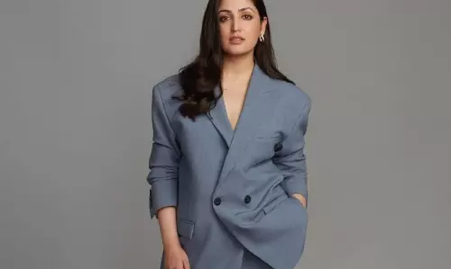 Yami Gautam ने आर्मी डे पर सैनिकों को सलाम किया Yami Gautam ने आर्मी डे पर सैनिकों को सलाम किया