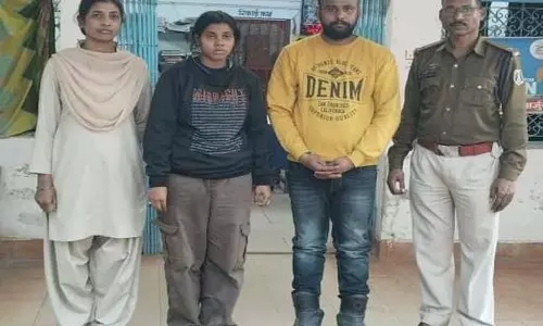 अर्जुनी पुलिस की बड़ी कार्रवाई, 12.538 किलो गांजा के साथ दो तस्कर गिरफ्तार अर्जुनी पुलिस की बड़ी कार्रवाई, 12.538 किलो गांजा के साथ दो तस्कर गिरफ्तार