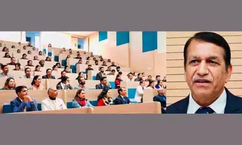 एम्स जम्मू के अगले चरण के लिए मिशन-मोड रिसर्च महत्वपूर्ण: Professor Daya Nand एम्स जम्मू के अगले चरण के लिए मिशन-मोड रिसर्च महत्वपूर्ण: Professor Daya Nand