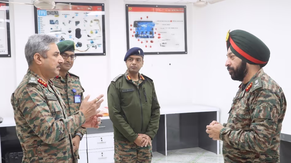 DGBR ने जीएलओएफ के बाद सड़क बहाली की समीक्षा की DGBR ने जीएलओएफ के बाद सड़क बहाली की समीक्षा की