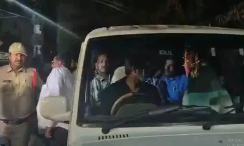 Telangana सरकार को झटका.. पत्रकारों को जमानत मिली Telangana सरकार को झटका.. पत्रकारों को जमानत मिली