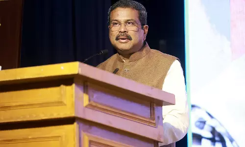 नई नीति मातृभाषाओं को कमजोर नहीं करती: Dharmendra Pradhan नई नीति मातृभाषाओं को कमजोर नहीं करती: Dharmendra Pradhan