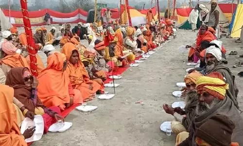 Shamshabad: क्षेत्र में त्यौहार का उत्सव पूरे जोश के साथ मनाया गया Shamshabad: क्षेत्र में त्यौहार का उत्सव पूरे जोश के साथ मनाया गया