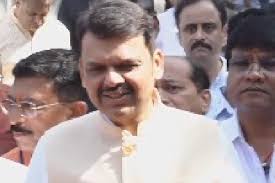 BMC चुनाव: मुंबई के लिए हाई-स्टेक मुकाबले में फडणवीस और ठाकरे आमने-सामने