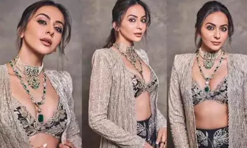 Rakul Preet Singh: मॉडर्न ग्लैमर और ट्रेडिशनल एलिगेंस का संगम Rakul Preet Singh: मॉडर्न ग्लैमर और ट्रेडिशनल एलिगेंस का संगम