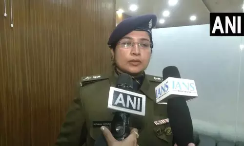 साइबर फ्रॉड का खुलासा: 38 लाख का धोखाधड़ी, 6 गिरफ्तार मास्टरमाइंड चीन में साइबर फ्रॉड का खुलासा: 38 लाख का धोखाधड़ी, 6 गिरफ्तार मास्टरमाइंड चीन में