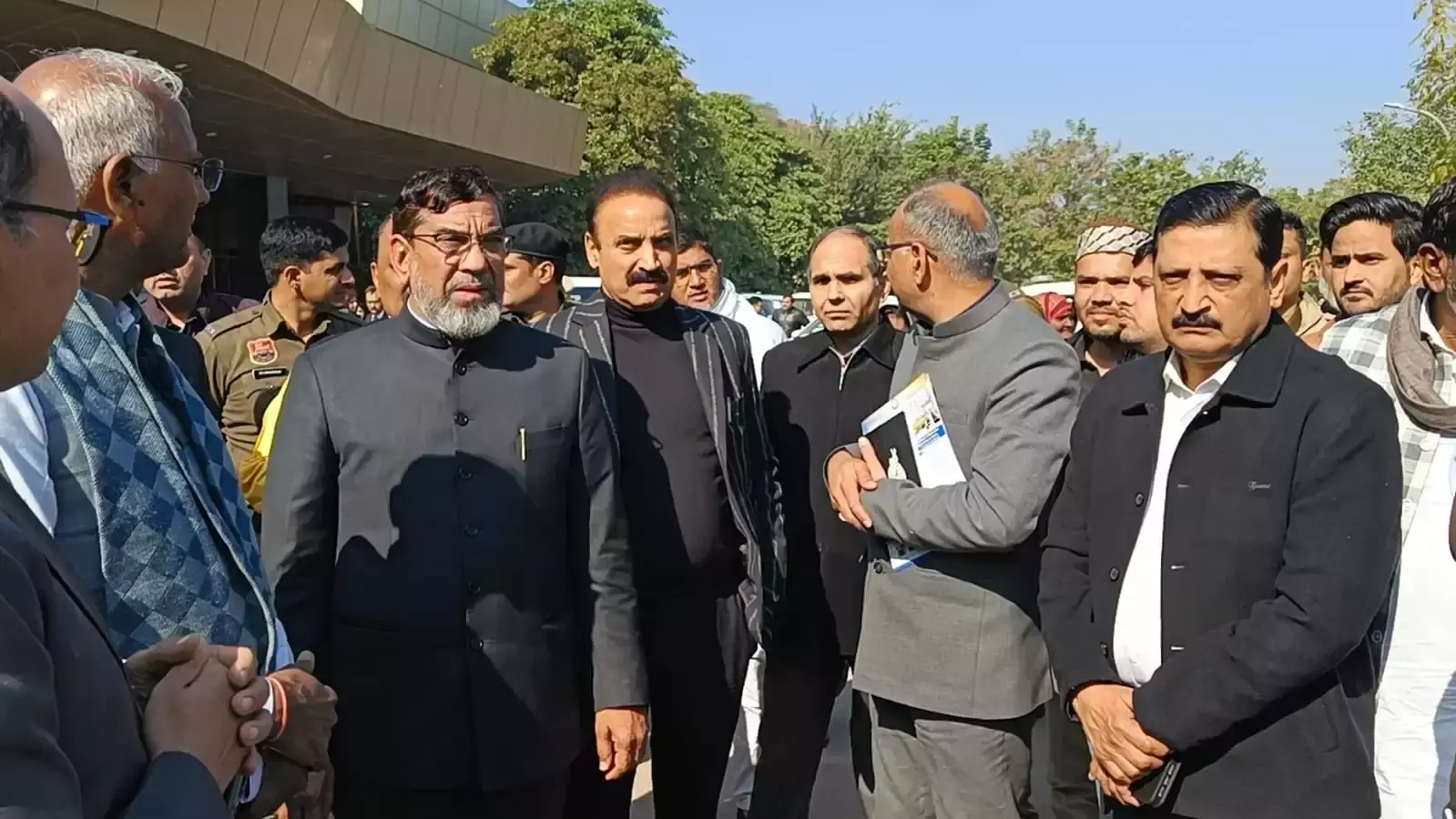 Nuh: मेडिकल कॉलेज में गुणवत्ता और संचालन सुधारने के लिए कदम उठाए जाएंगे Nuh: मेडिकल कॉलेज में गुणवत्ता और संचालन सुधारने के लिए कदम उठाए जाएंगे