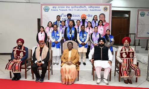 Amritsar में राष्ट्रपति मुर्मू ने युवाओं से वैज्ञानिक सोच अपनाने का आह्वान किया