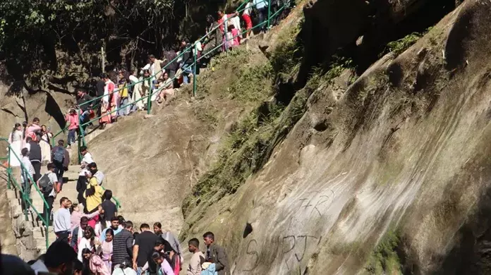 Arunachal: लिकबाली में आकाशी गंगा में हजारों लोगों ने पवित्र स्नान किया Arunachal: लिकबाली में आकाशी गंगा में हजारों लोगों ने पवित्र स्नान किया
