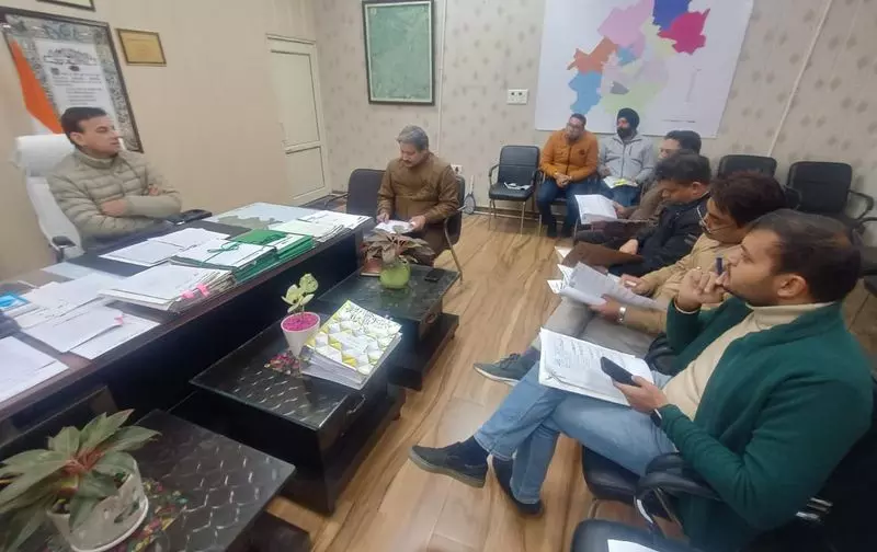 MC ने यमुनानगर, जगाधरी में नालों से अतिक्रमण हटाने का आदेश दिया MC ने यमुनानगर, जगाधरी में नालों से अतिक्रमण हटाने का आदेश दिया