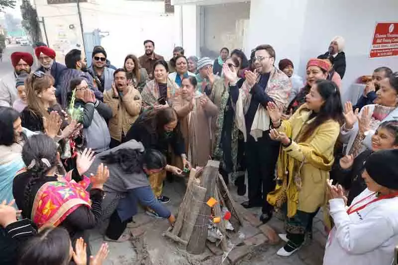 Chanan एसोसिएशन ने स्पेशल बच्चों के साथ लोहड़ी और माघी मनाई Chanan एसोसिएशन ने स्पेशल बच्चों के साथ लोहड़ी और माघी मनाई