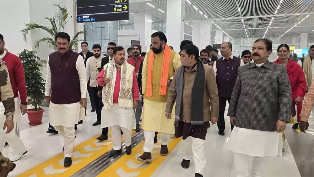 Patna: भाजपा के संदेश को लेकर नितिन नवीन ने किया पटना दौरा Patna: भाजपा के संदेश को लेकर नितिन नवीन ने किया पटना दौरा