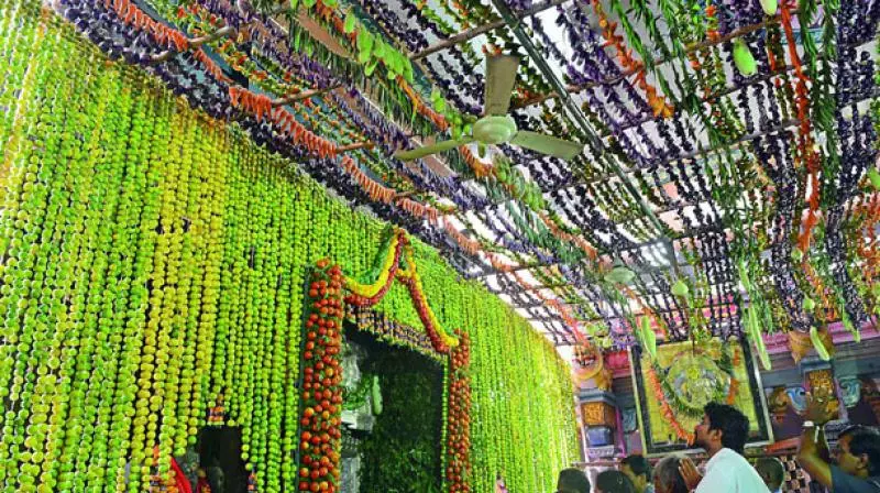 Durga मंदिर में संक्रांति मनाई गई पोरांकी में नई गोशाला खोली गई Durga मंदिर में संक्रांति मनाई गई पोरांकी में नई गोशाला खोली गई