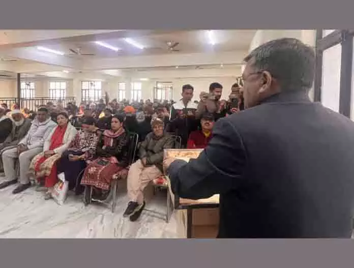 राजौरी-पुंछ में वोट बैंक की राजनीति करने के लिए NC का पर्दाफाश: Vibodh राजौरी-पुंछ में वोट बैंक की राजनीति करने के लिए NC का पर्दाफाश: Vibodh