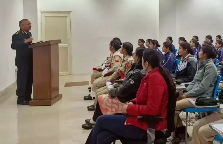 Hisar: सफलता और असफलता मानसिक शक्ति पर निर्भर: कर्नल पांडे Hisar: सफलता और असफलता मानसिक शक्ति पर निर्भर: कर्नल पांडे