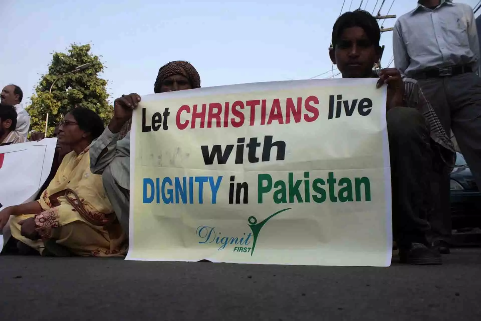 Pakistan में ईसाइयों की दुर्दशा पर रिपोर्ट में प्रकाश Pakistan में ईसाइयों की दुर्दशा पर रिपोर्ट में प्रकाश