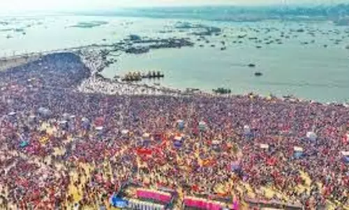 Prayagraj: मौनी अमावस्या के महास्नान की तैयारी,10 हजार पुलिसकर्मी तैनात