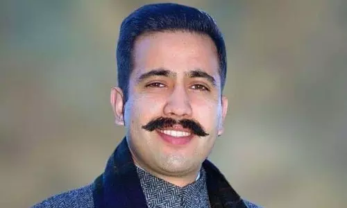 Himachal: विक्रमादित्य अपने नौकरशाही वाले बयानों पर कायम हैं Himachal: विक्रमादित्य अपने नौकरशाही वाले बयानों पर कायम हैं