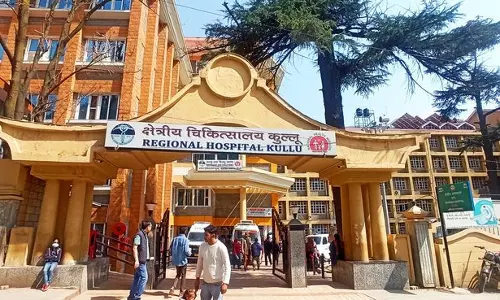 Kullu में क्षतिग्रस्त सीवरेज की मरम्मत और सीवेज के बहाव की दिशा बदलने का काम शुरू Kullu में क्षतिग्रस्त सीवरेज की मरम्मत और सीवेज के बहाव की दिशा बदलने का काम शुरू