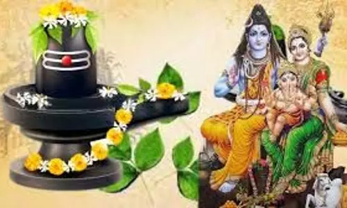 Bilvashtakam Stotra: जानें  क्यों एक बेलपत्र से प्रसन्न हो जाते हैं भगवान शिव, जानें बिल्वाष्टकम् स्तोत्र का आध्यात्मिक महत्व