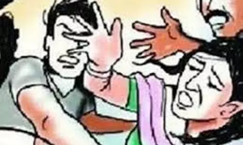 Up News:  उधार के पैसे मांगने पर दंपति पर जानलेवा हमला, तीन आरोपी गिरफ्तार