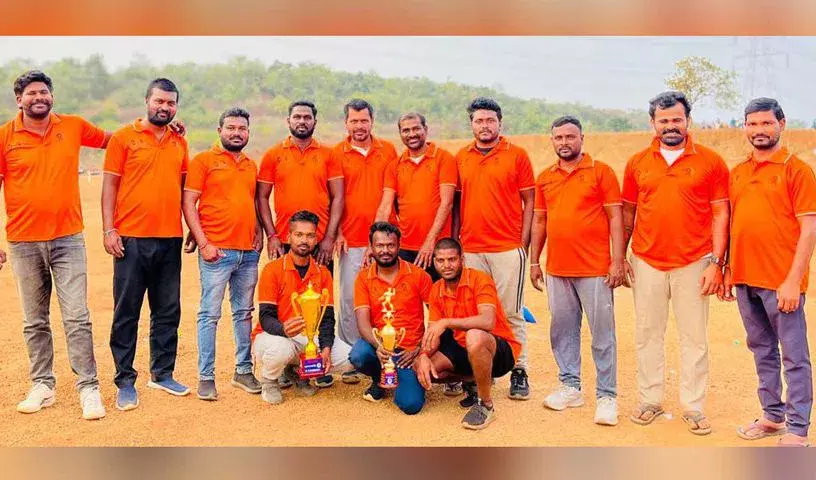 Cricket: डीपी लेजेंड्स ने दादपल्ली प्रीमियर लीग का खिताब जीता Cricket: डीपी लेजेंड्स ने दादपल्ली प्रीमियर लीग का खिताब जीता