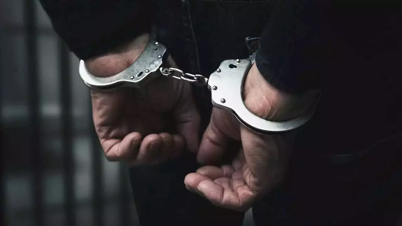 हैदराबाद के पुरानापुल मंदिर में तोड़फोड़ के आरोप में संदिग्ध गिरफ्तार