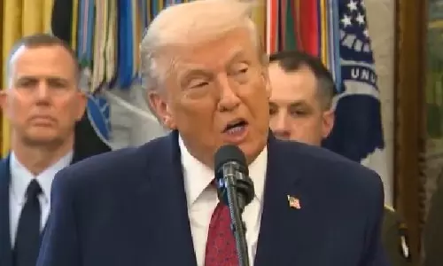 Trump ने ईरान पर ऑप्शन खुले रखे, घरेलू विरोध प्रदर्शनों पर बहस बढ़ी