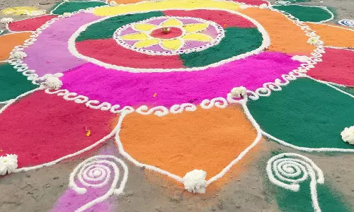 Farrukhabad: सांस्कृतिक आयोजन में भक्ति और कला का संगम Farrukhabad: सांस्कृतिक आयोजन में भक्ति और कला का संगम