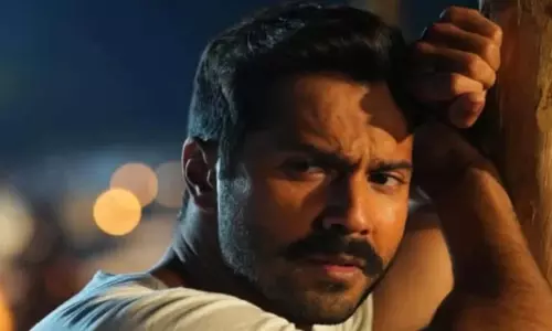 Varun Dhawan ने स्माइल मीम ट्रोल्स को जवाब दिया: पूरा हिंदुस्तान स्माइल कर रहा है मेरे साथ Varun Dhawan ने स्माइल मीम ट्रोल्स को जवाब दिया: पूरा हिंदुस्तान स्माइल कर रहा है मेरे साथ