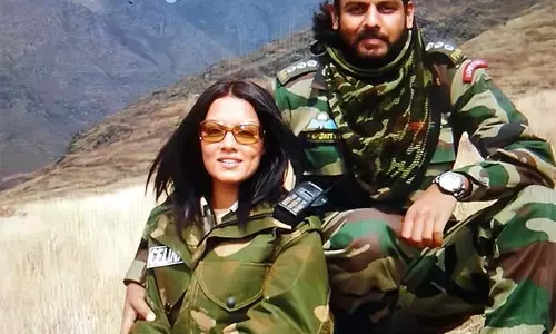 Army Day पर सेलिना जेटली ने UAE में हिरासत में लिए गए भाई के लिए दिल को छू लेने वाली श्रद्धांजलि लिखी Army Day पर सेलिना जेटली ने UAE में हिरासत में लिए गए भाई के लिए दिल को छू लेने वाली श्रद्धांजलि लिखी