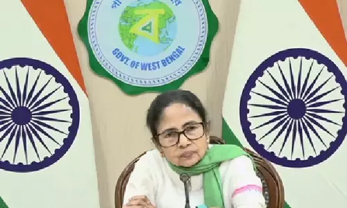 Bengal चुनाव में अल्पसंख्यक वोटर्स को लेकर ममता का चुनाव आयोग पर हमला