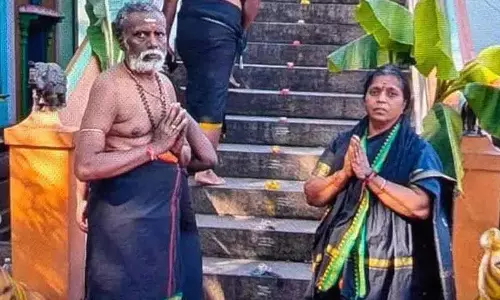 Sabarimala जाते समय हादसा.. तेलंगाना के कपल की कन्याकुमारी में मौत Sabarimala जाते समय हादसा.. तेलंगाना के कपल की कन्याकुमारी में मौत