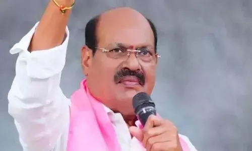 पोचारम श्रीनिवास रेड्डी पर स्पीकर का फैसला अलोकतांत्रिक है: पूर्व MLA बाजीरेड्डी